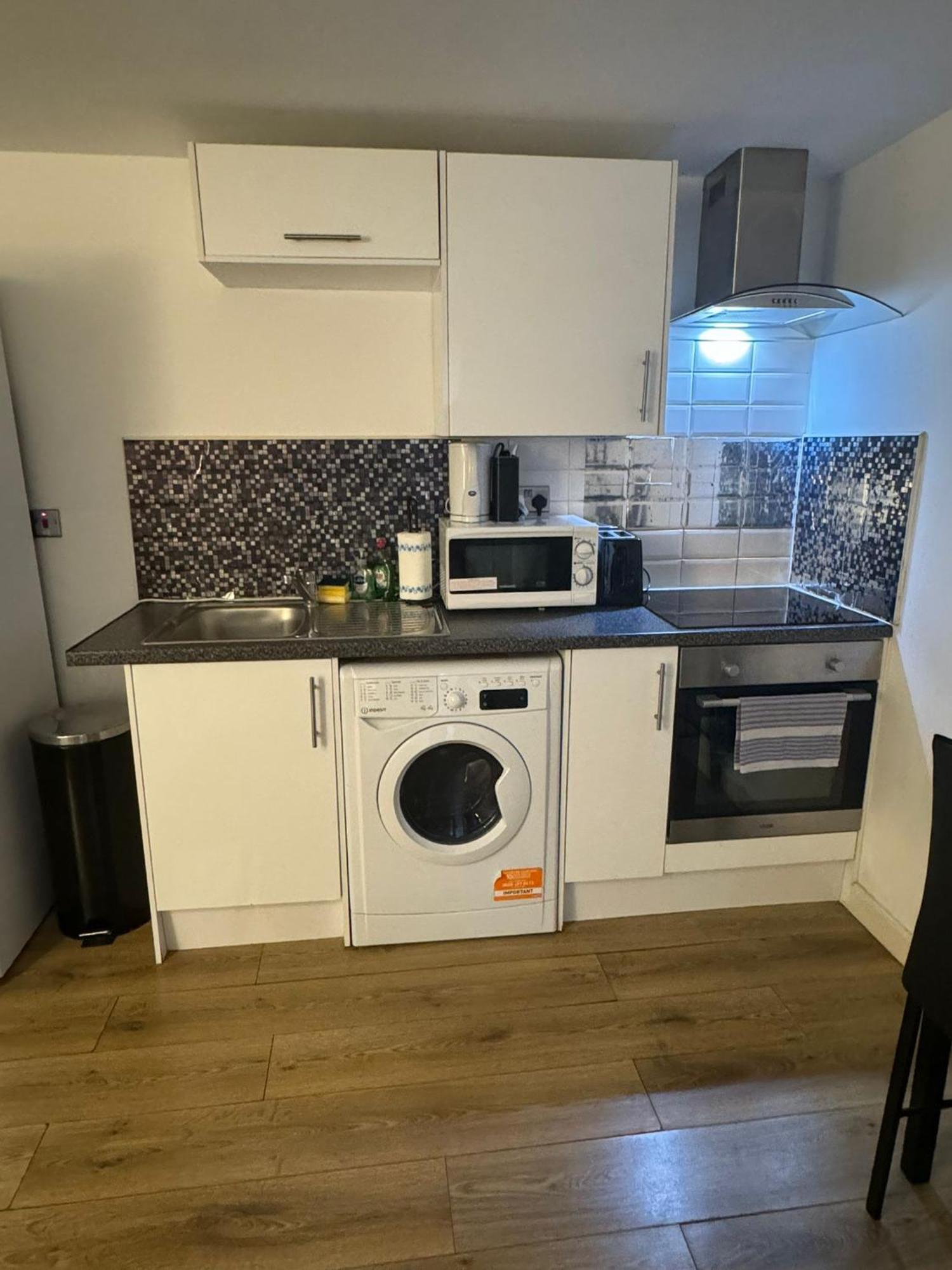 Cozy Two Bedroom Apartment Sleeps 6 Near Camden Market Hw10 London Exterior foto